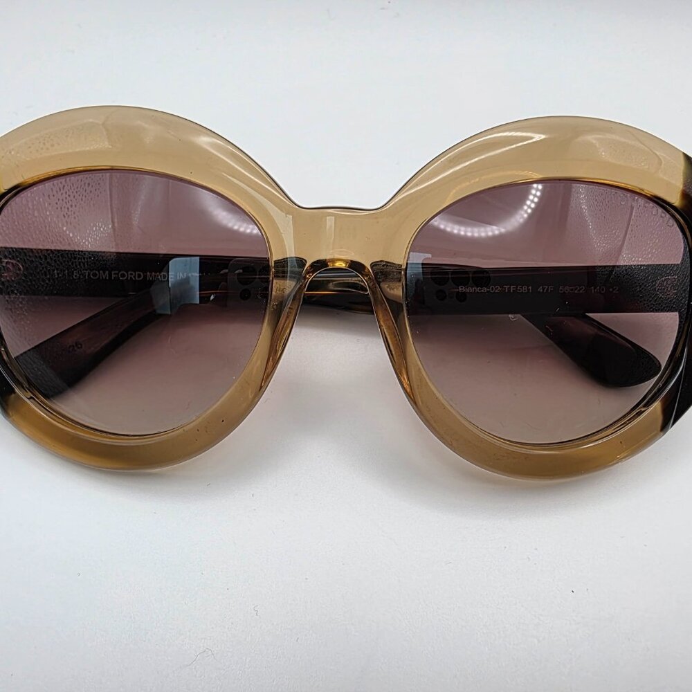 Tom Ford Bianca Brown Oversized Sunglasses with Case - Picture 8 of 13